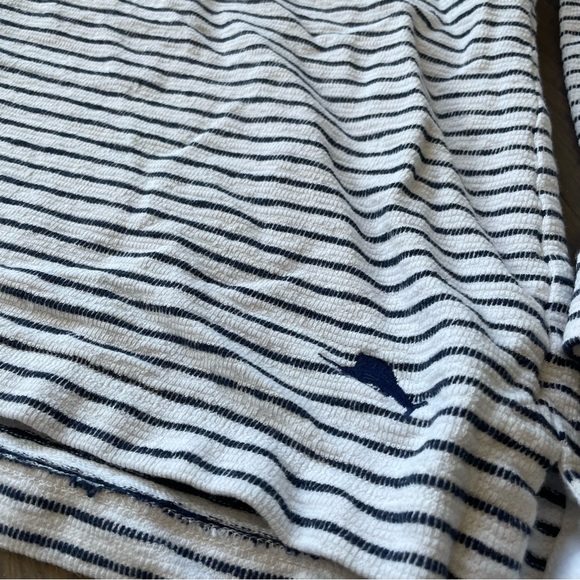 Tommy Bahama Hoodie Long Sleeve Beach Top - Only worn a few times! XS oversized - Picture 2 of 4